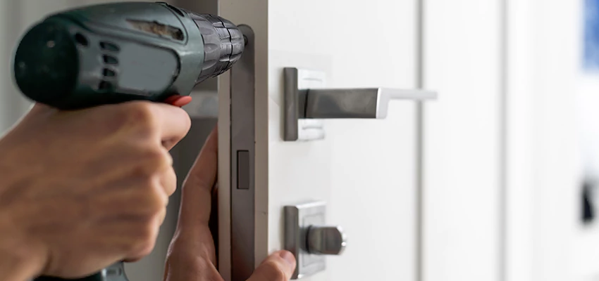 Locksmith For Lock Replacement Near Me in Calexico, CA